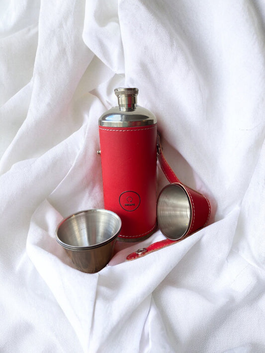 Hip Flask Set with 4 cups